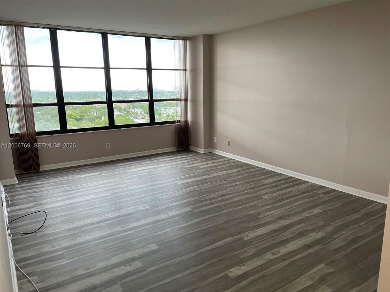 600 Three Islands Blvd, Unit 1102, Hallandale Beach, FL 33009 Photo