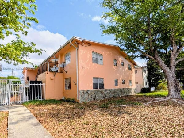 1551 NE 8th St , Unit #8, Homestead, FL 33033