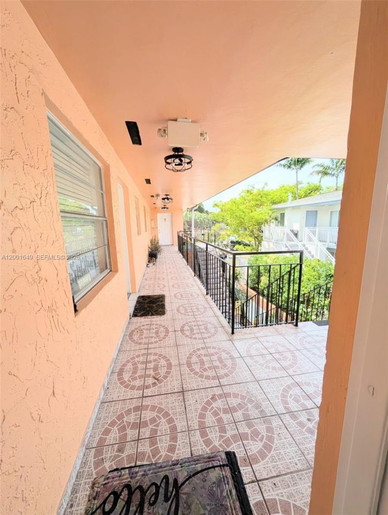 1551 NE 8th St , Unit #8, Homestead, FL 33033 Photo