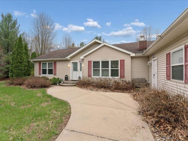 29387 Pine Prairie Lane, Lone Rock, WI 53556