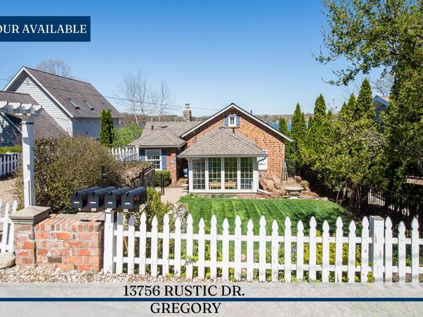13756 Rustic Drive, Gregory, MI 48137