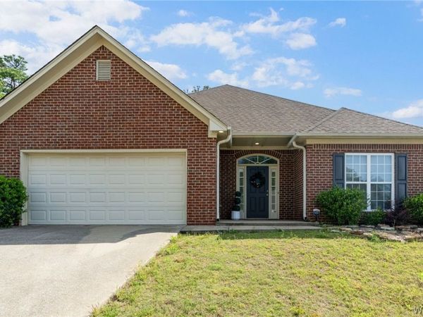 881 Narrows Point Dr , Birmingham, AL 35242