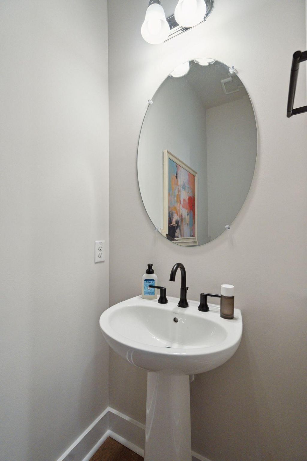 700 Twinflower Lane Photo 32