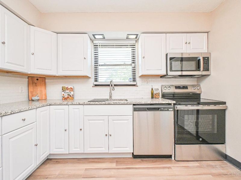 5165 Highview Drive, Cincinnati, OH 45238 Photo 9