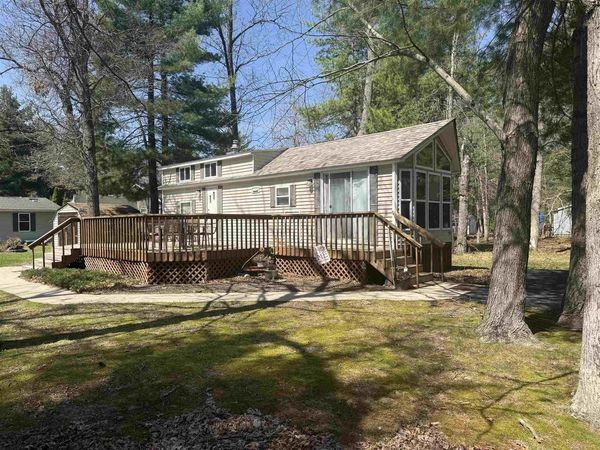 105 Red Oak Drive, Wisconsin Dells, WI 53940