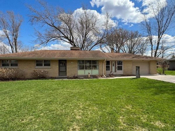 N70W13080 BRENTWOOD DRIVE, Menomonee Falls, WI 53051