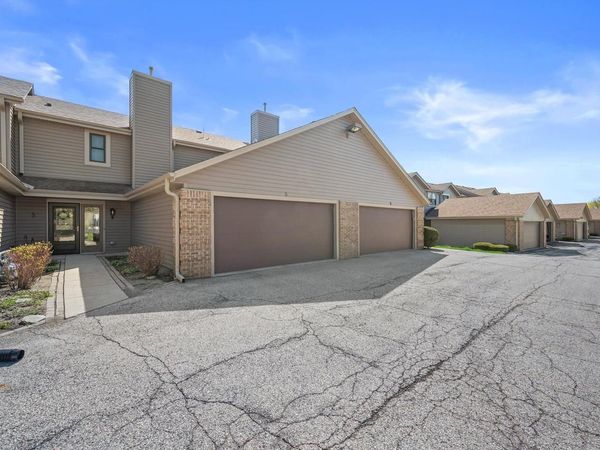 5521 Cambridge LANE, Unit 5, Racine, WI 53406