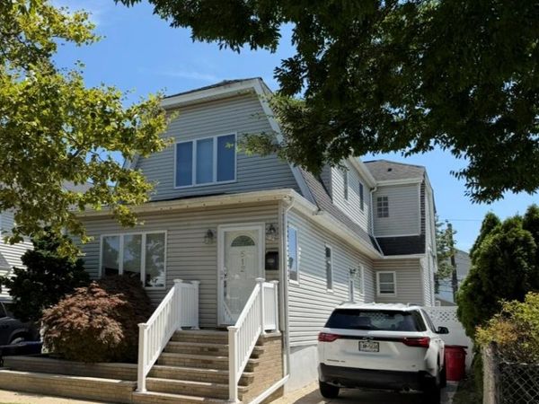 512 E Penn Street, Unit Upper, Long Beach, NY 11561