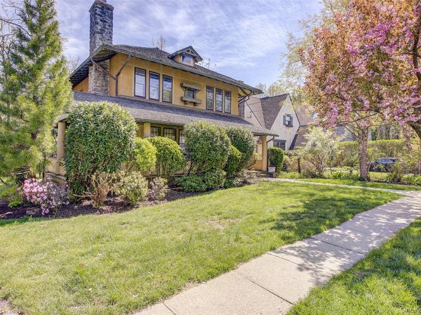 78 Hickory Grove Drive W, Larchmont, NY 10538