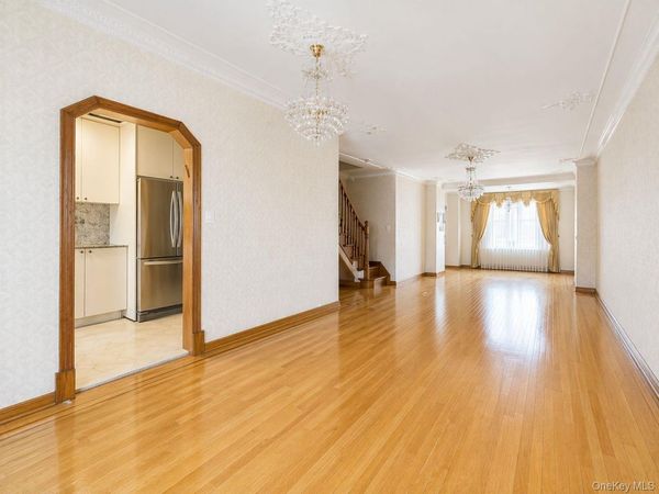 10201 62nd Road , Forest Hills, NY 11375