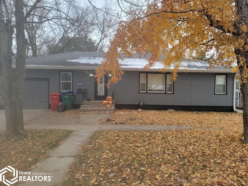 1045 3rd Street, Webster City, IA 50595 Main Photo