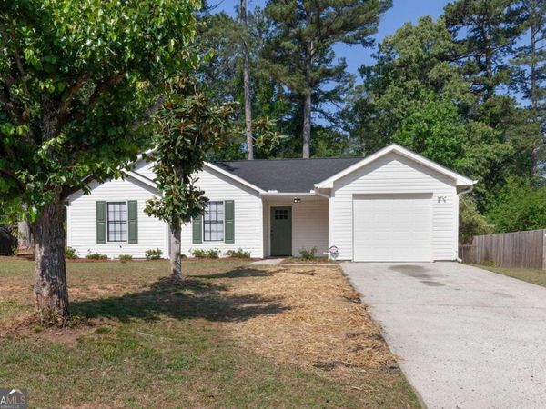 240 Chase Woods Circle, Jonesboro, GA 30236