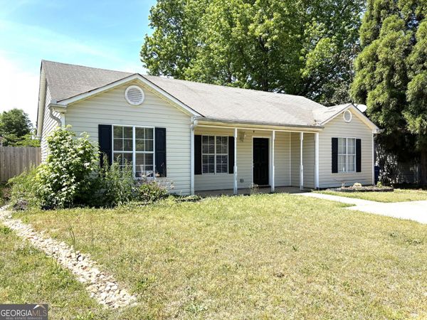 286 Courtyard Circle, Winder, GA 30680