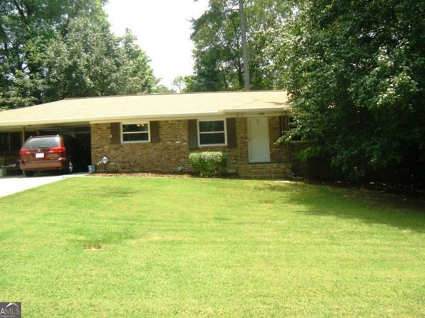 2604 Princess Lane SE, Marietta, GA 30067