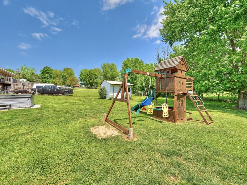 10046 Indian Hill Drive, Union, KY 41091 Photo 6