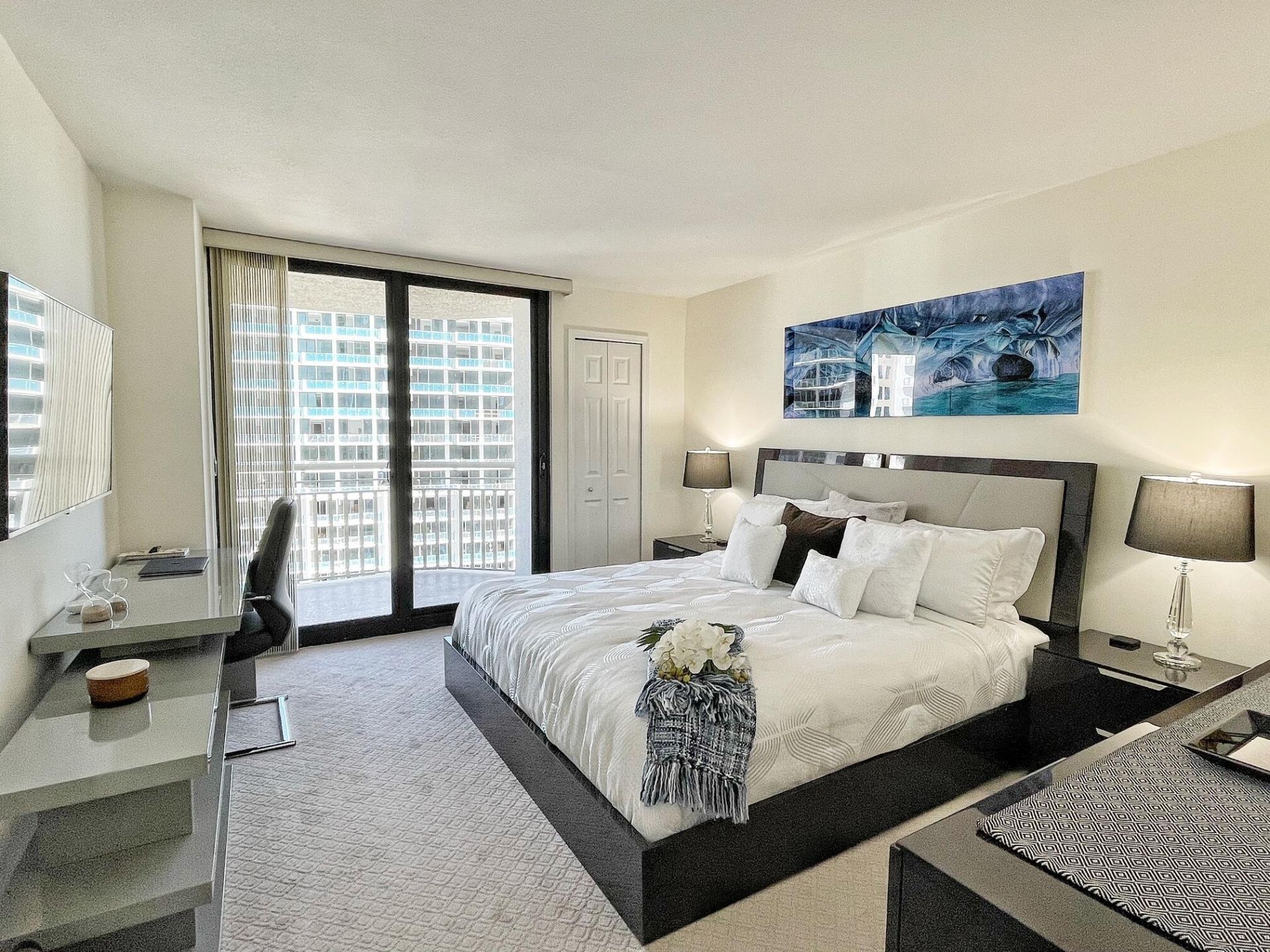 3000 N Ocean Drive, Unit 16-b, Singer Island, FL 33404 Photo