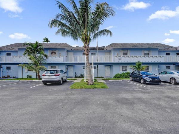 7580 SW 82nd Street, Miami, FL 33143