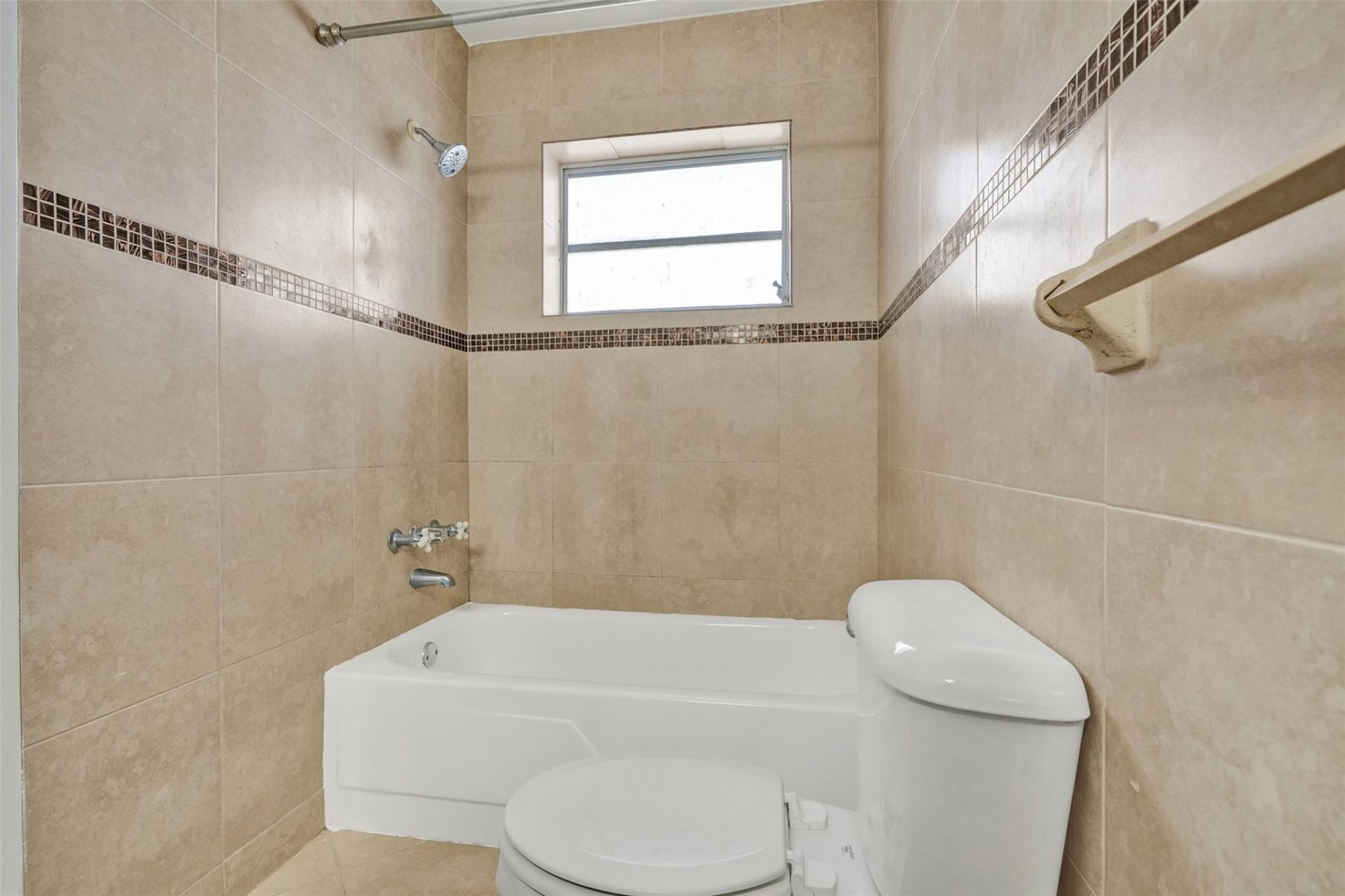 7580 SW 82nd Street, Unit 216, Miami, FL 33143 Photo