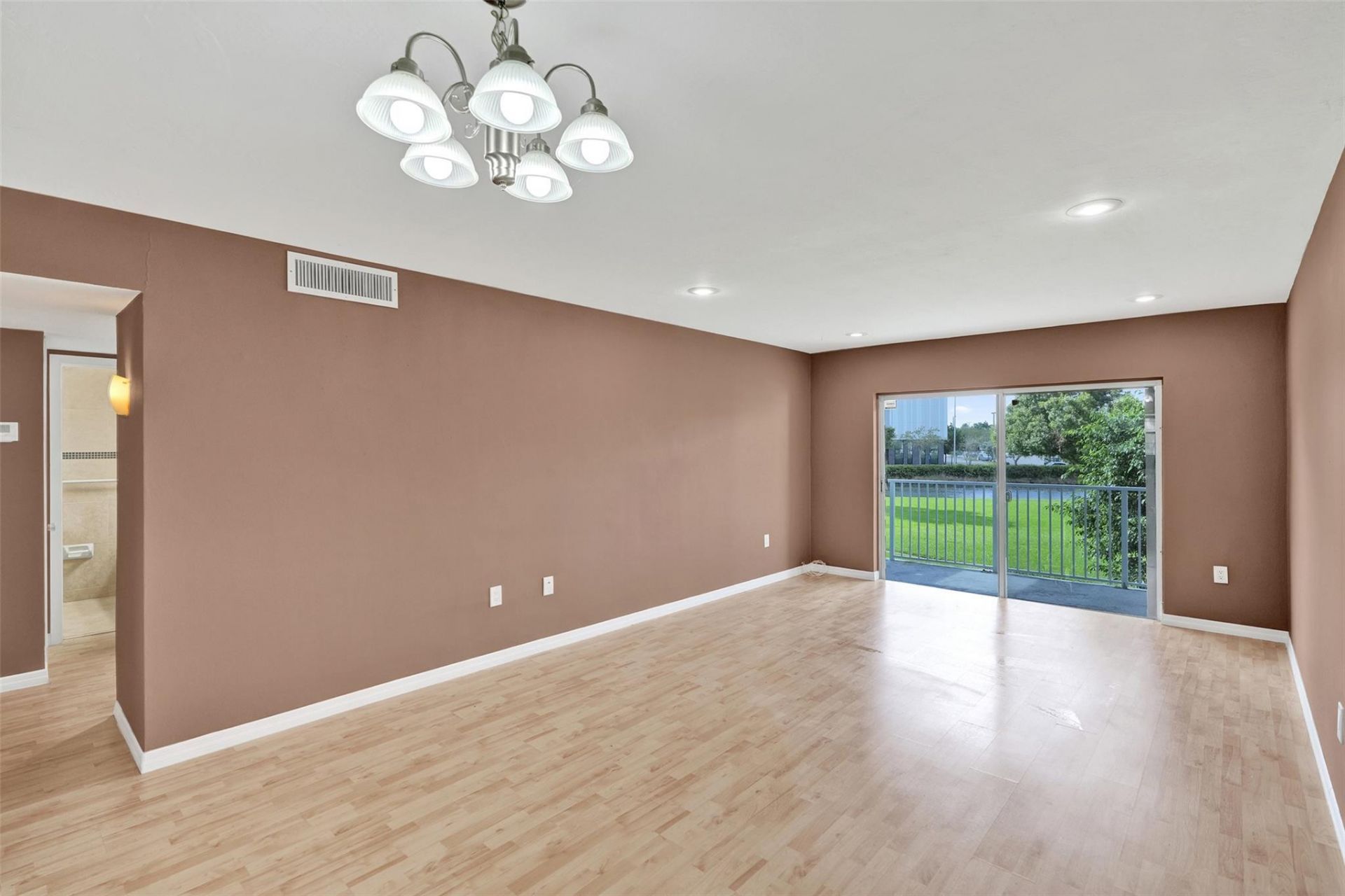 7580 SW 82nd Street, Unit 216, Miami, FL 33143 Photo