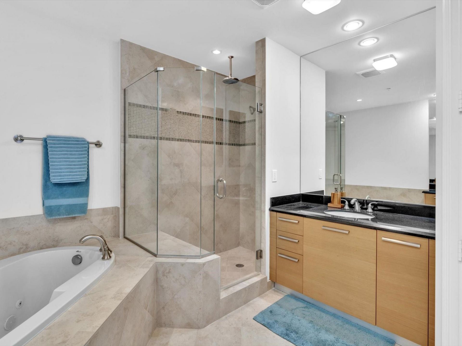 4444 El Mar Drive, Unit 3305, Lauderdale by the Sea, FL 33308 Photo