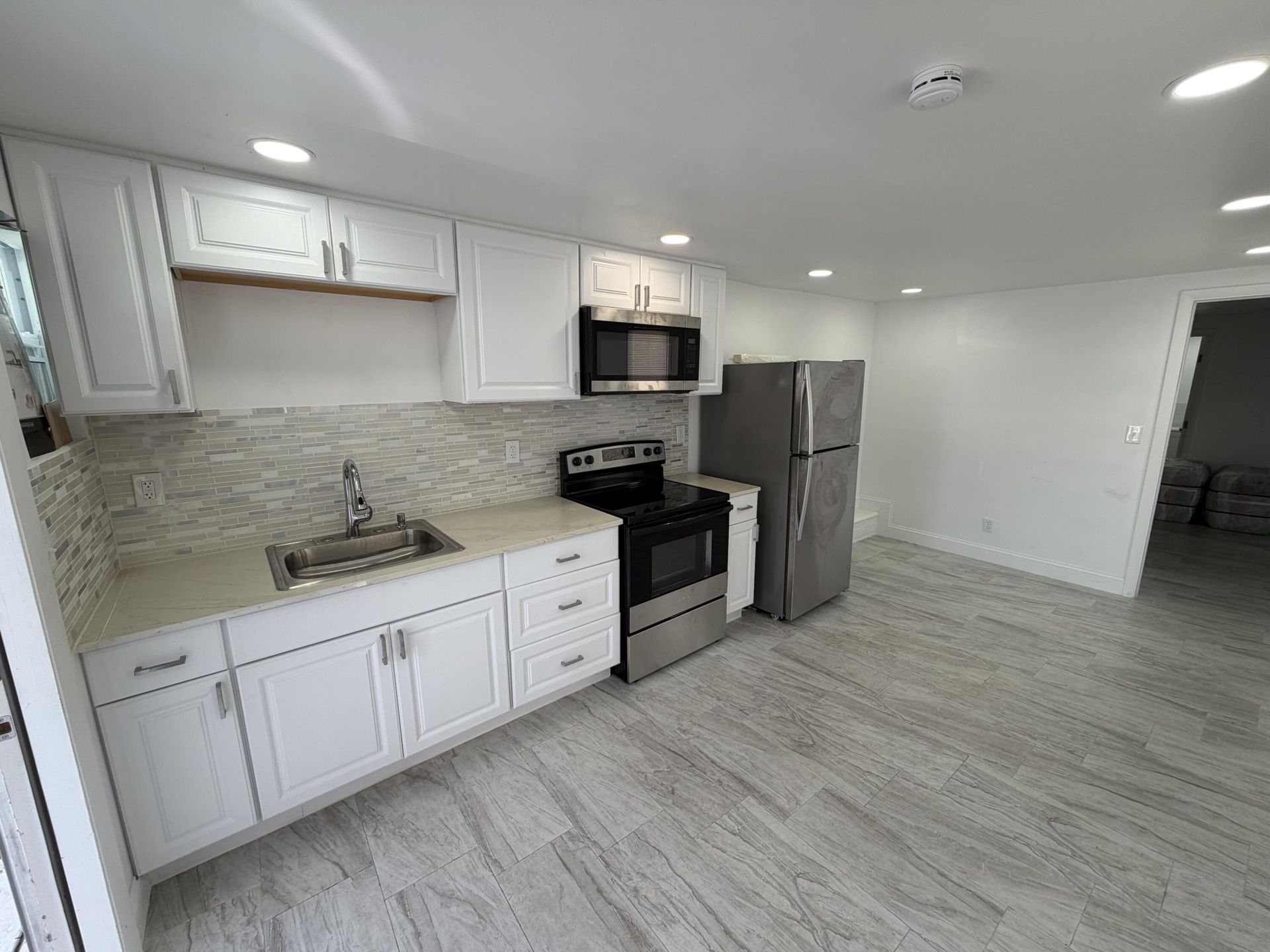 8717 SW 16th Place, Davie, FL 33324 Photo