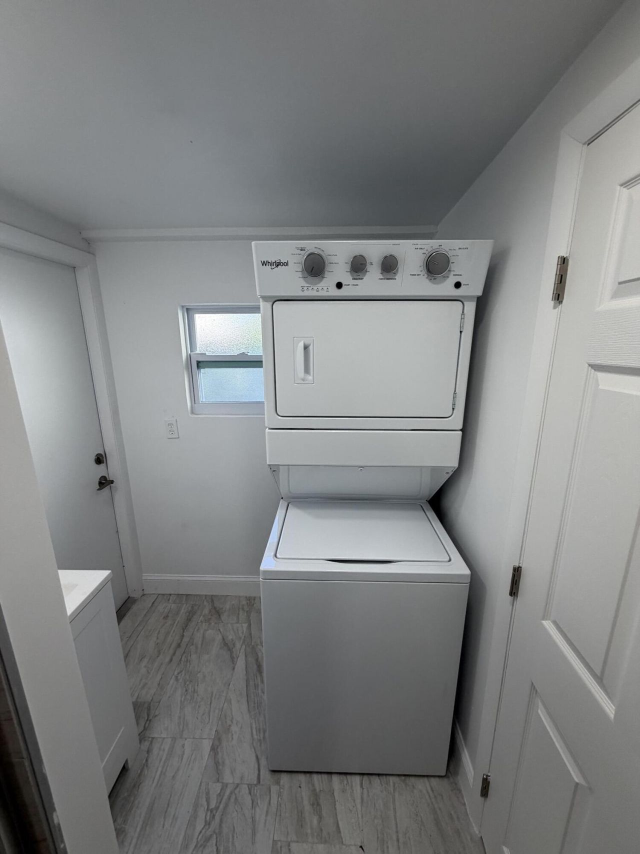 8717 SW 16th Place, Davie, FL 33324 Photo