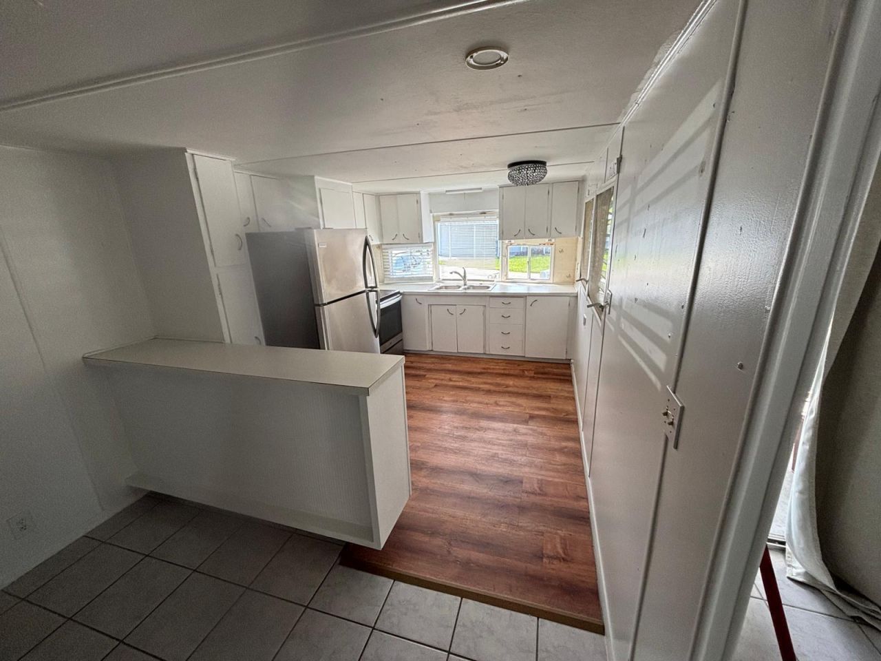 8717 SW 16th Place, Davie, FL 33324 Photo