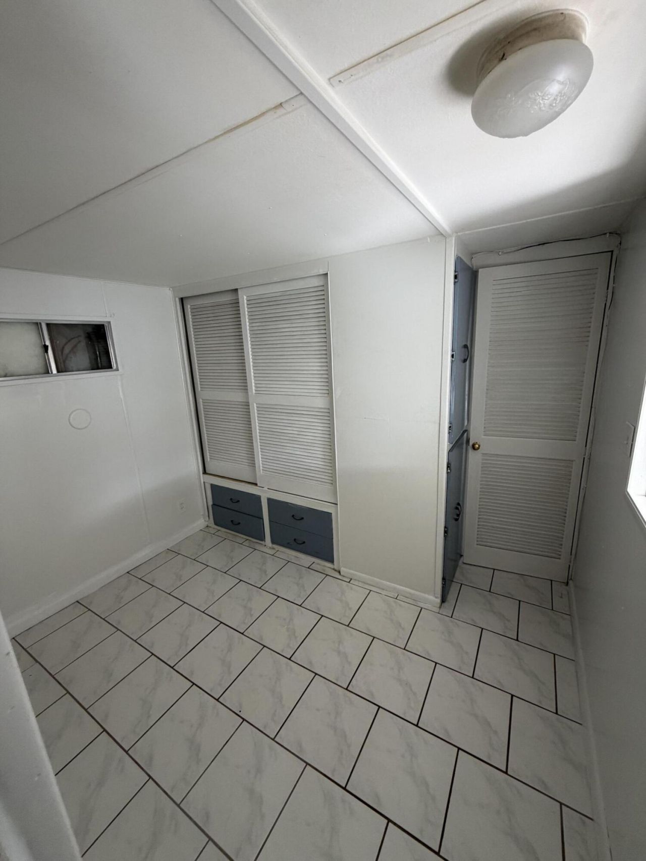 8717 SW 16th Place, Davie, FL 33324 Photo