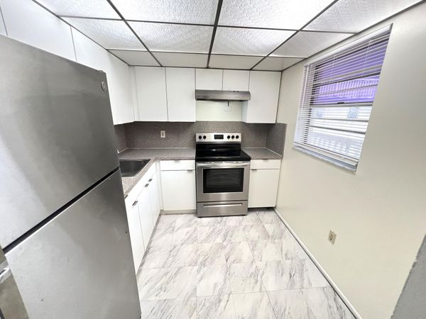 15600 NW 7th Avenue, Unit 516, Miami, FL 33169