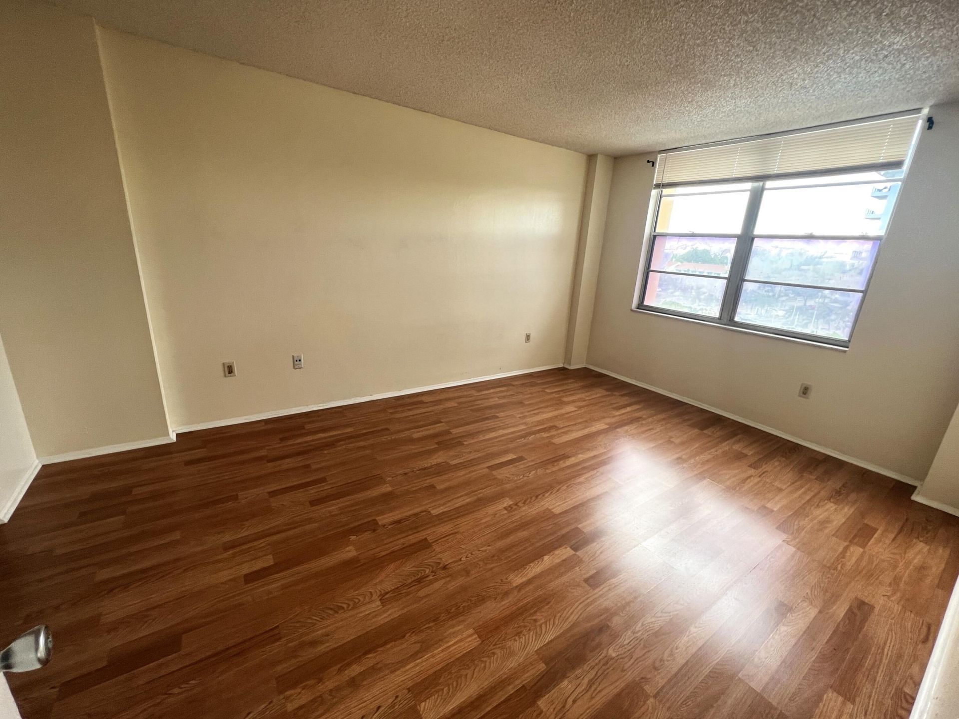 15600 NW 7th Avenue, Unit 516, Miami, FL 33169 Photo