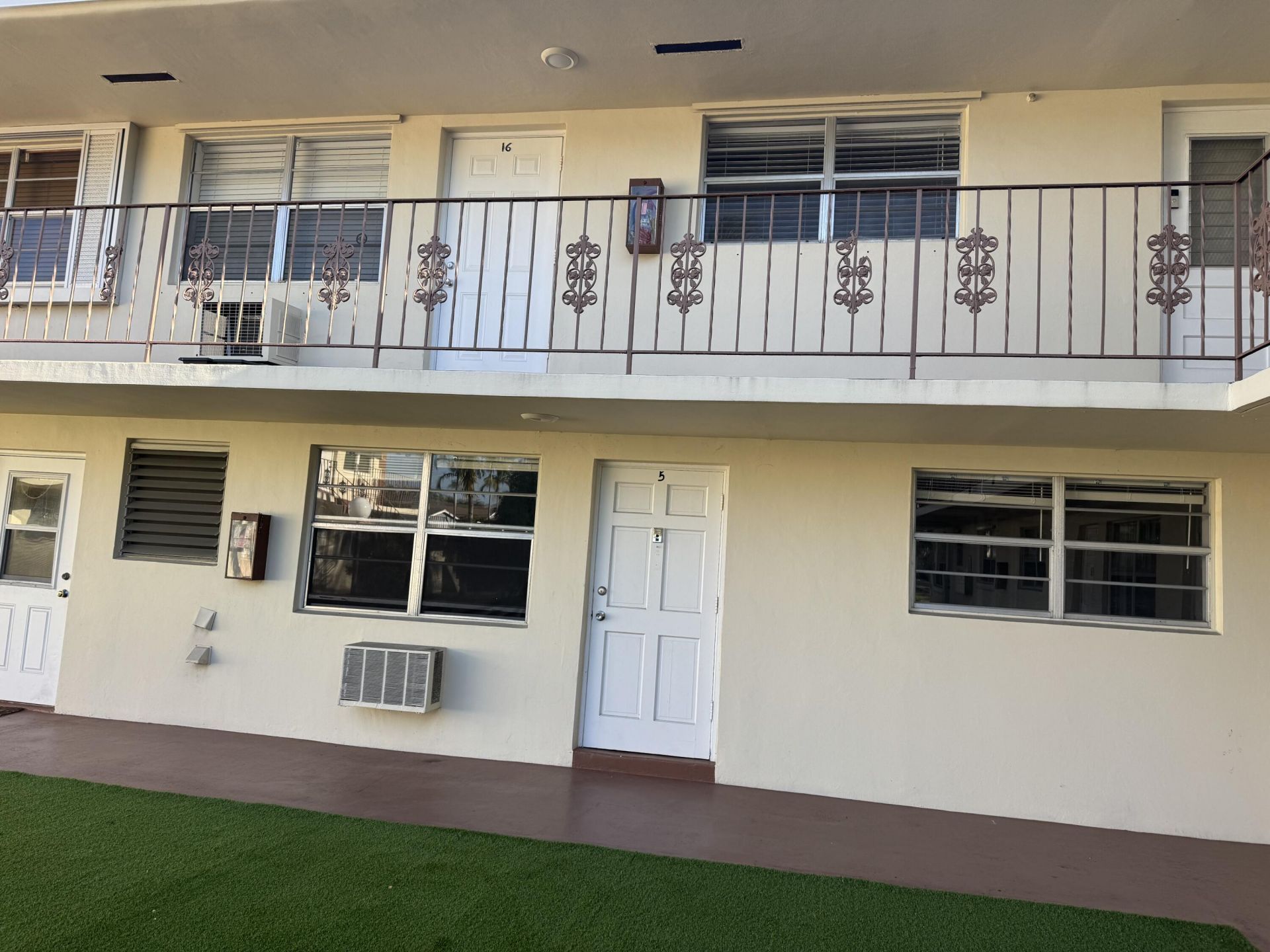 1710 Mckinley Street, Unit 5, Hollywood, FL 33020 Photo
