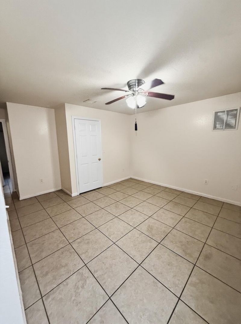 2225 Laura Lane, West Palm Beach, FL 33415 Photo