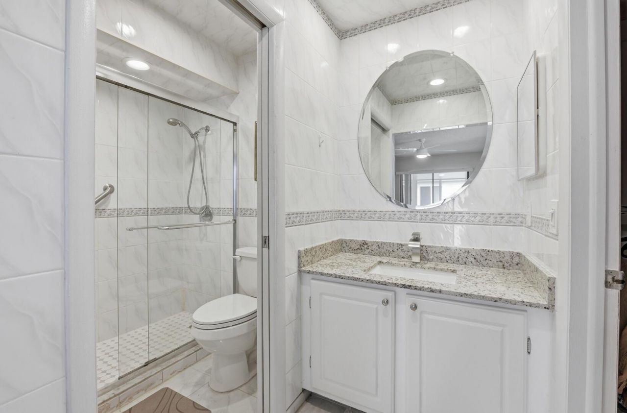 563 Piedmont L, Delray Beach, FL 33484 Photo