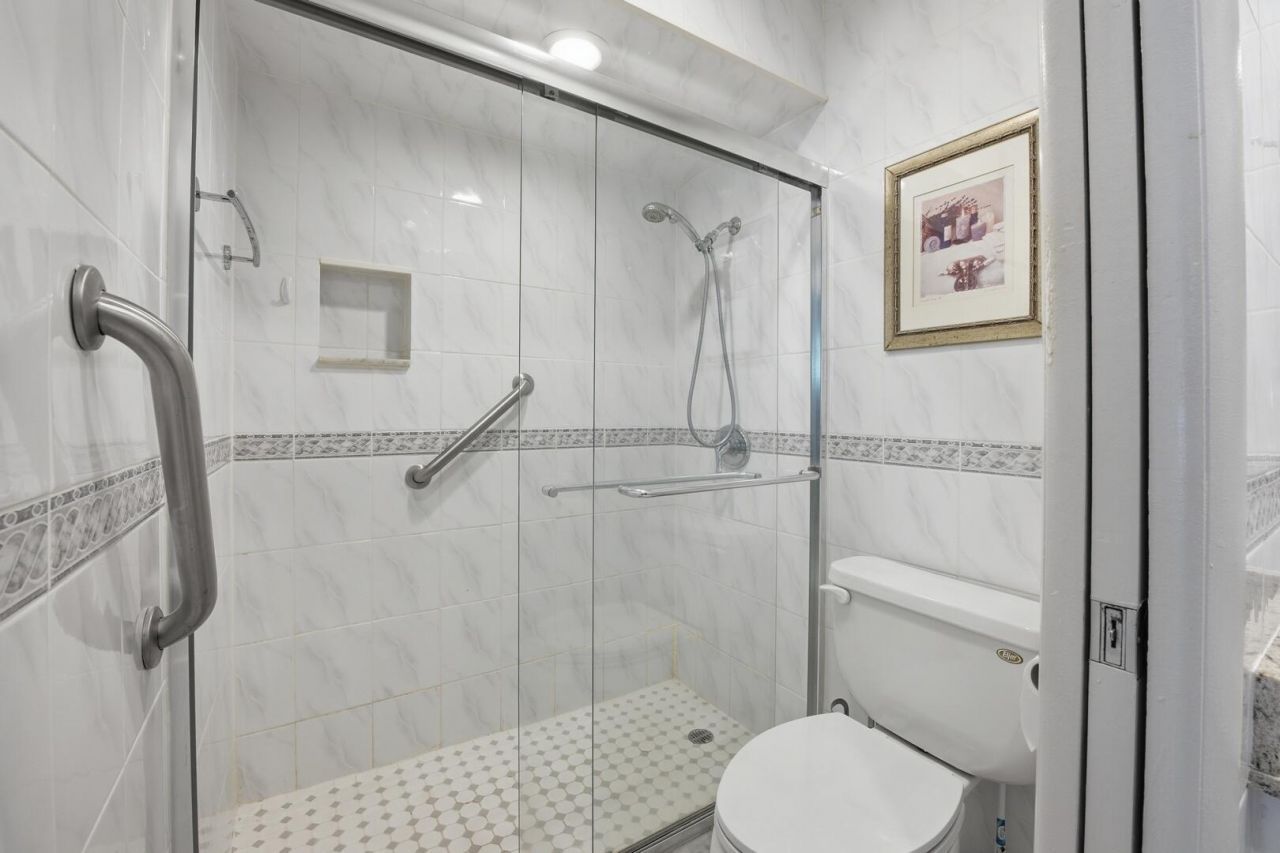 563 Piedmont L, Delray Beach, FL 33484 Photo