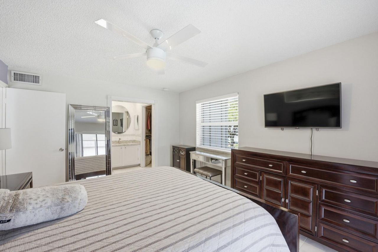 563 Piedmont L, Delray Beach, FL 33484 Photo