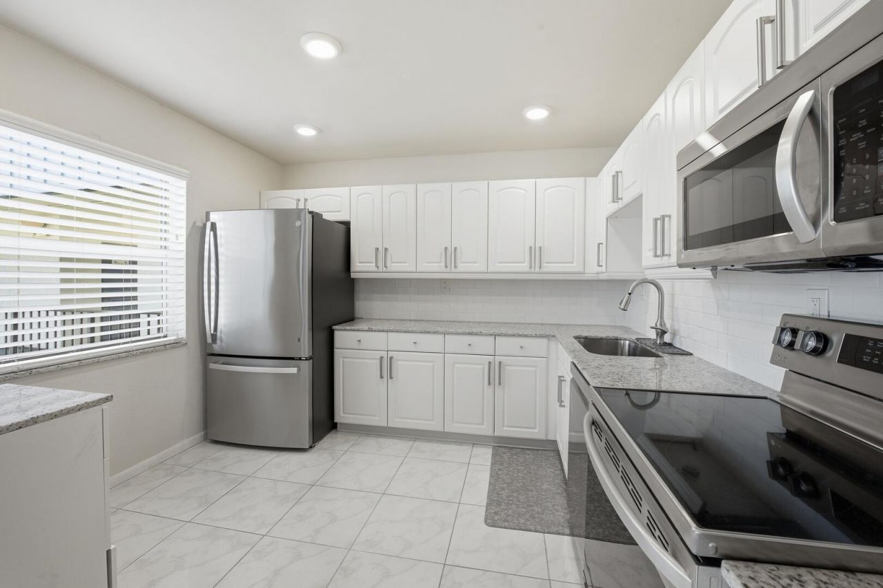 563 Piedmont L, Delray Beach, FL 33484 Photo