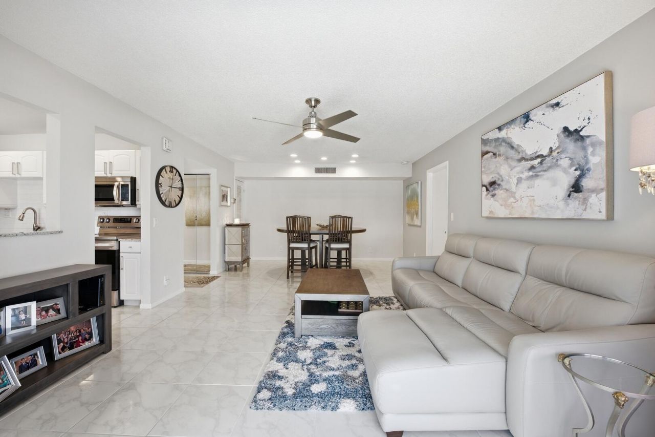 563 Piedmont L, Delray Beach, FL 33484 Photo