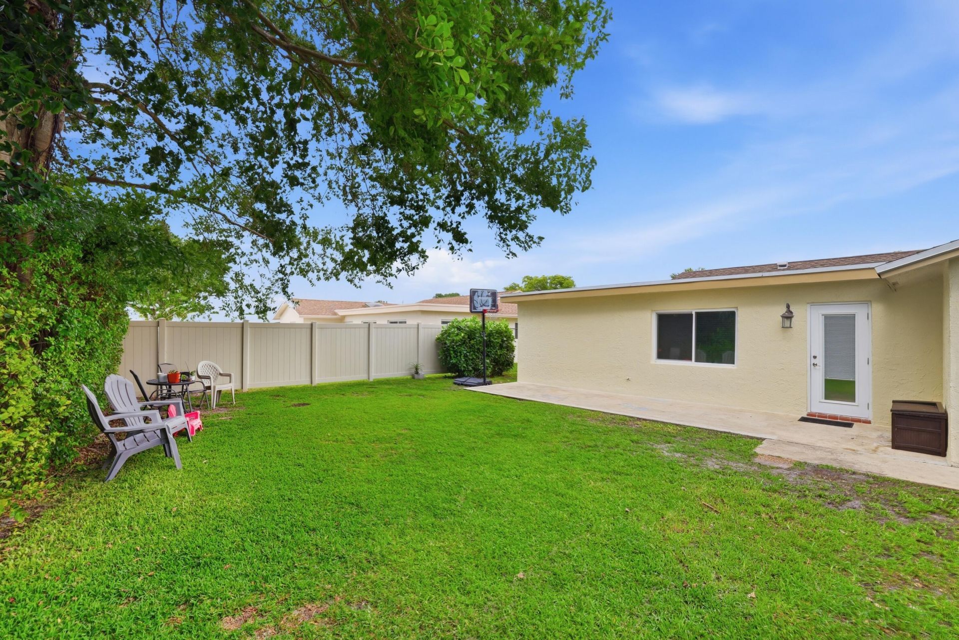 8109 NW 94th Avenue, Tamarac, FL 33321 Photo