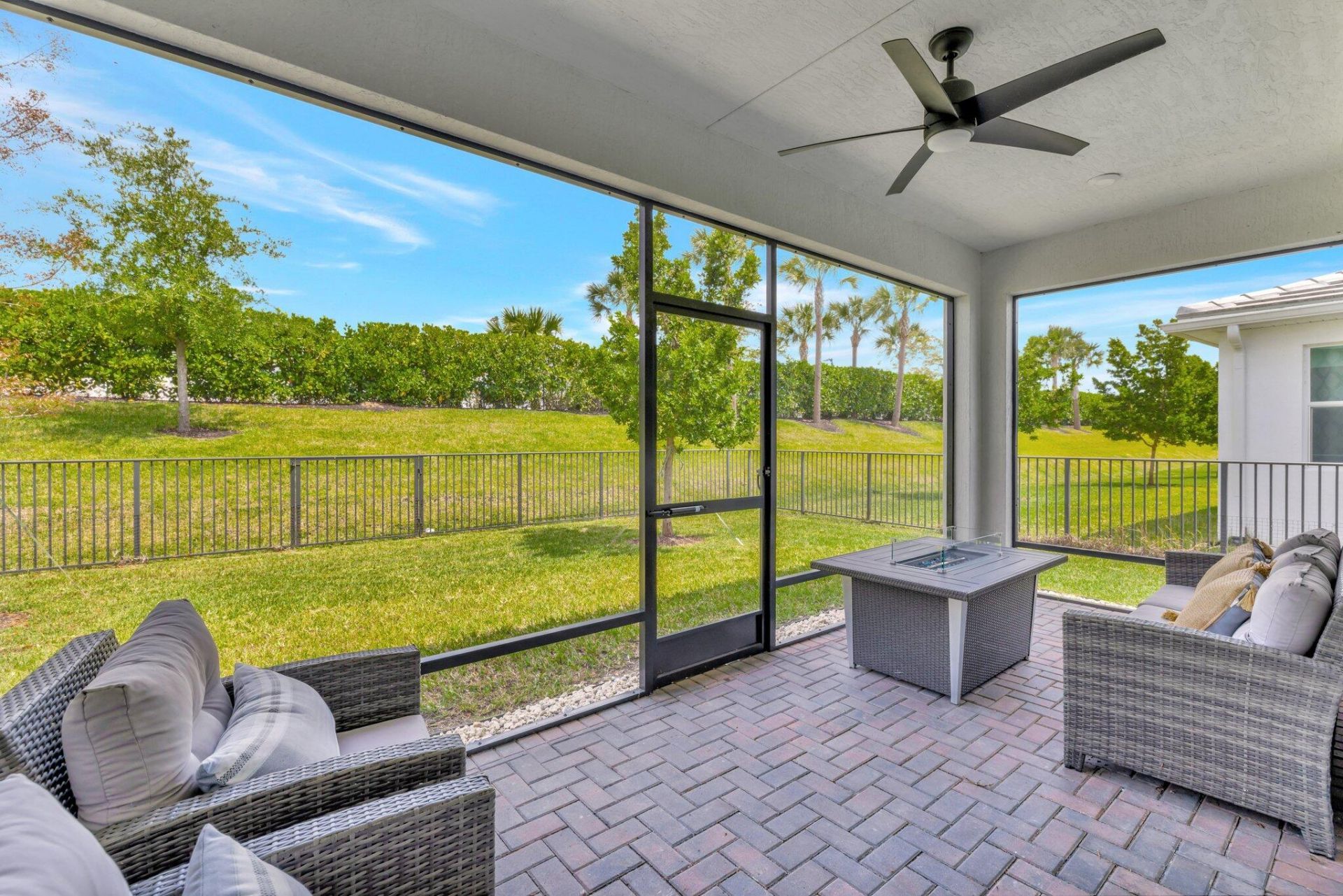 11527 SW Viridian Boulevard, Port Saint Lucie, FL 34987 Photo
