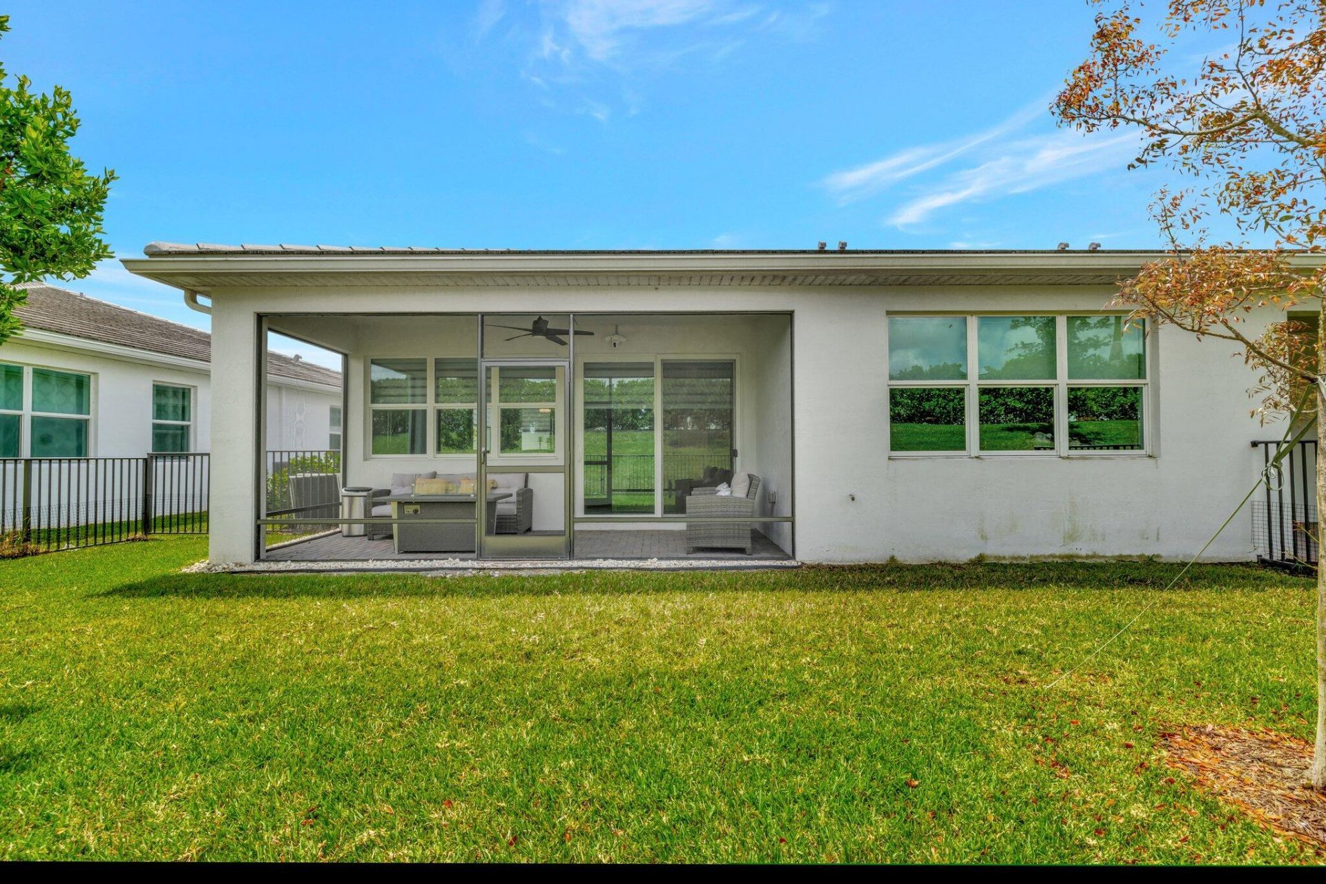 11527 SW Viridian Boulevard, Port Saint Lucie, FL 34987 Photo
