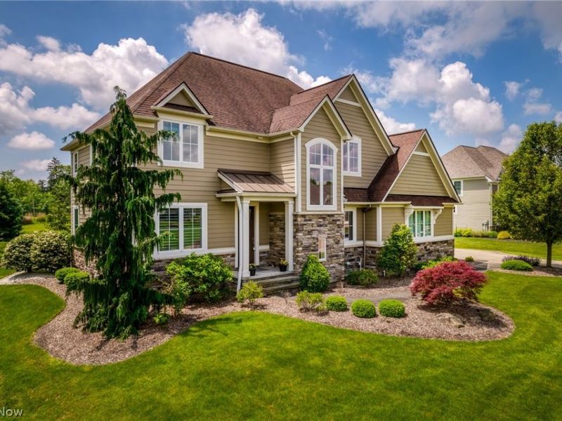 435 Dunwoody Drive , Aurora, OH 44202 Photo 2