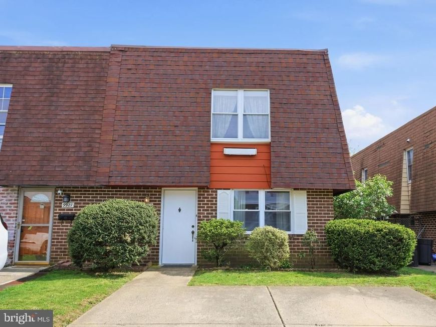 9925 Wingtip Road, Philadelphia, PA 19115 Main Photo