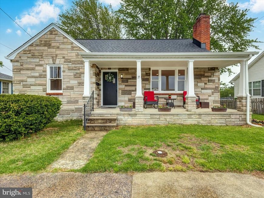 25 Young Avenue, Boonsboro, MD 21713 Main Photo