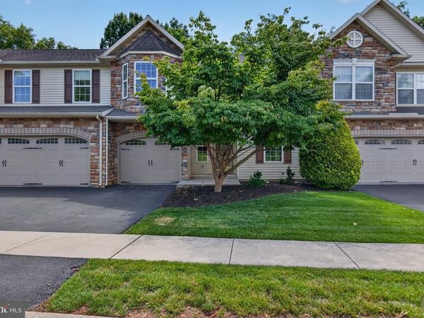 103 PIN OAK COURT, MECHANICSBURG, PA 17050