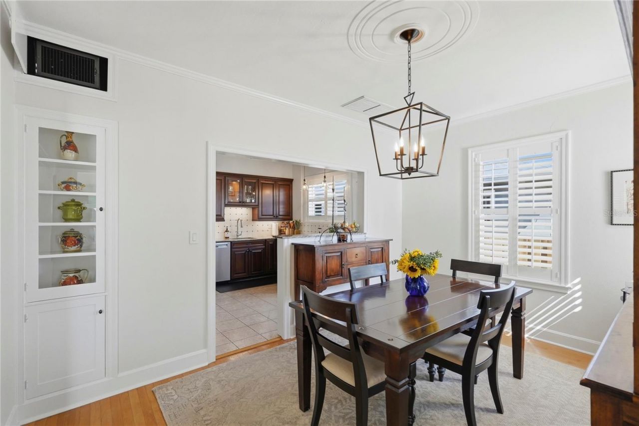 1325 24th Avenue N, Saint Petersburg, FL 33704 Photo