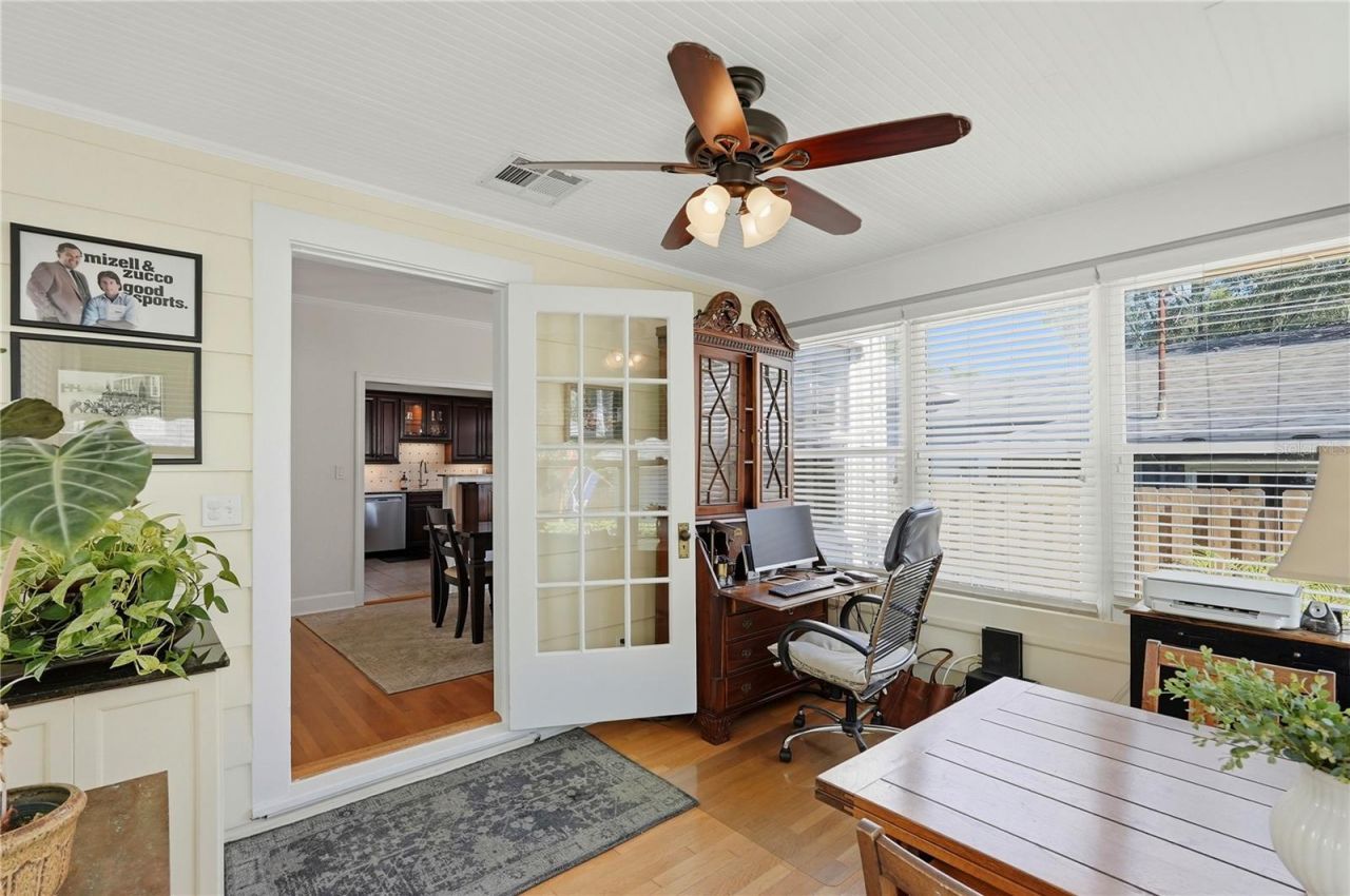 1325 24th Avenue N, Saint Petersburg, FL 33704 Photo