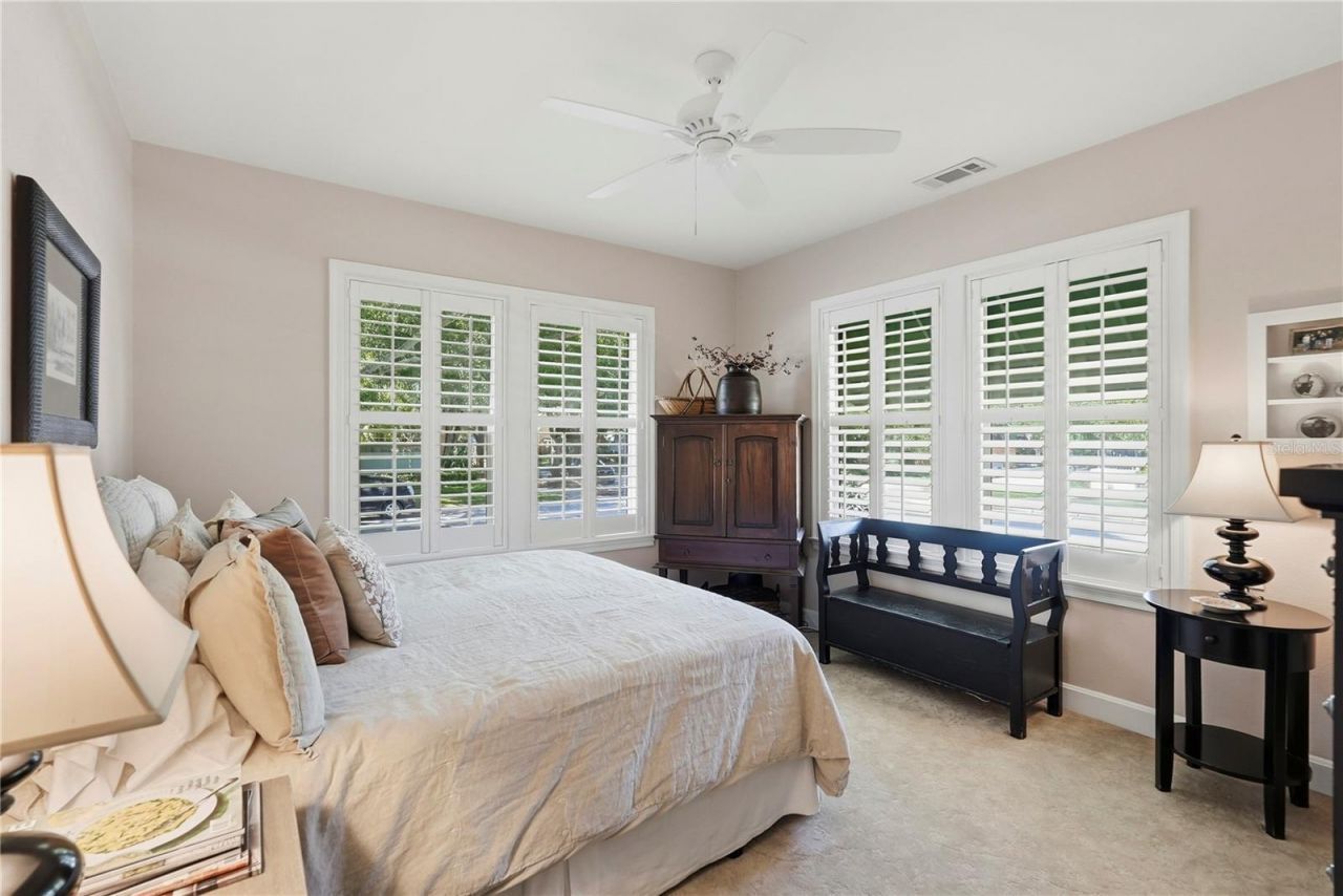1325 24th Avenue N, Saint Petersburg, FL 33704 Photo