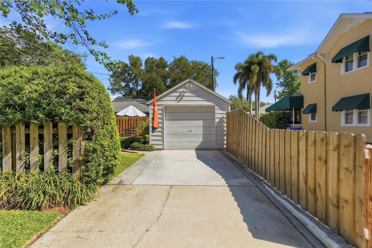 1325 24th Avenue N, Saint Petersburg, FL 33704 Photo