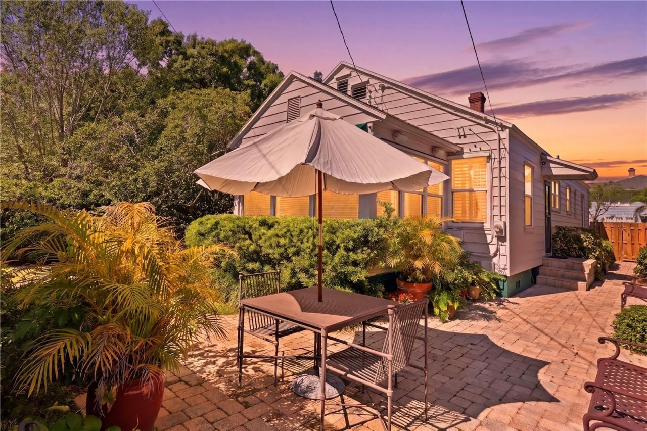 1325 24th Avenue N, Saint Petersburg, FL 33704 Photo
