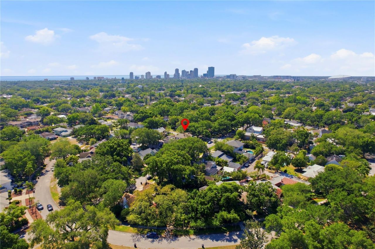1325 24th Avenue N, Saint Petersburg, FL 33704 Photo